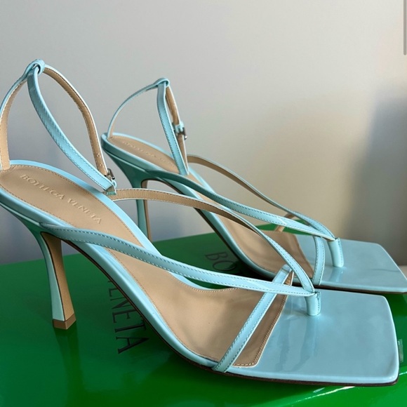 BOTTEGA VENETA Blue Stretch Strap Sandal - Picture 2 of 5